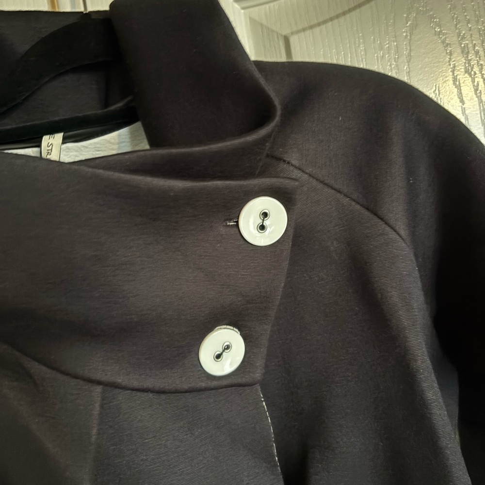 La Streghe Italian neoprene high collar button black jacket size medium NEW! - Picture 3 of 10
